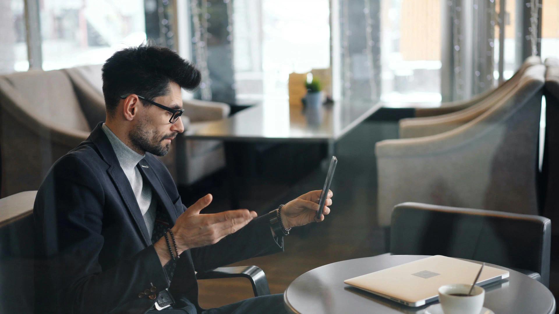Application mobile techniciens AXIUM iOS Android – gestion des interventions terrain