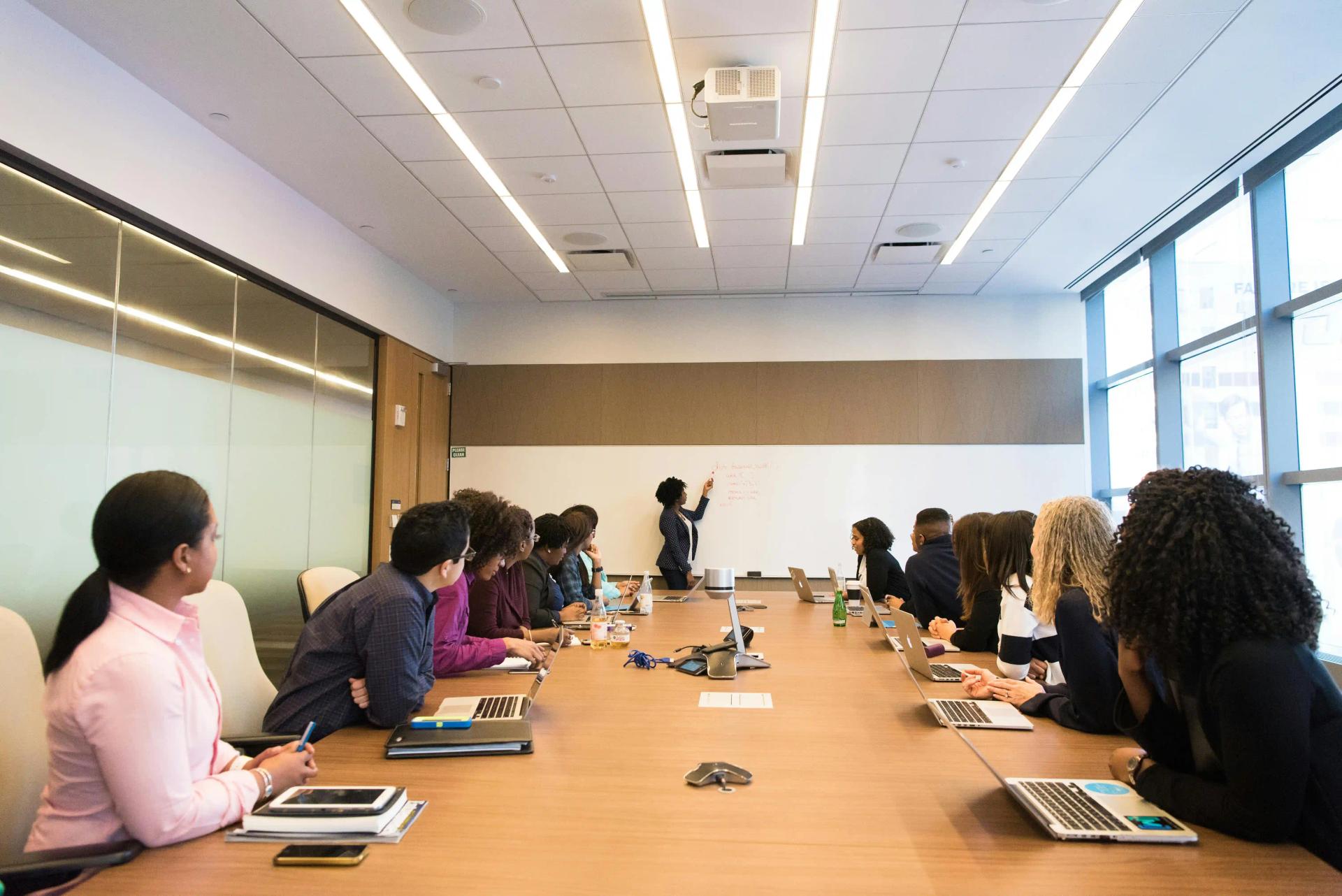 Planification des réunions et suivi des activités collaborateurs – Optitime